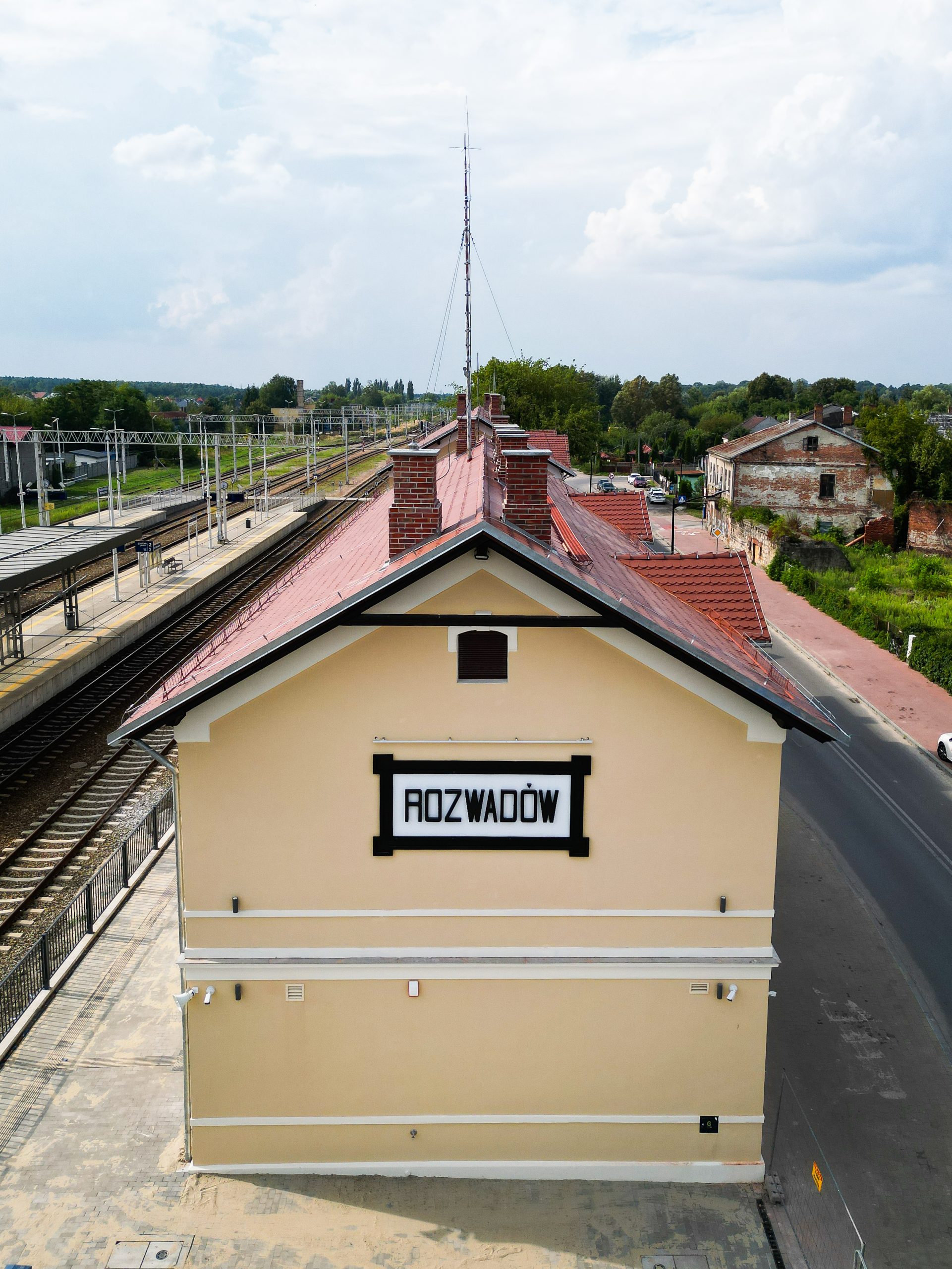 Dworzec PKP Rozwadów – Stalowa Wola
