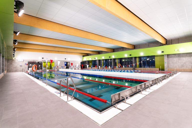 Kryta pływalnia os. Bohaterów Września 13