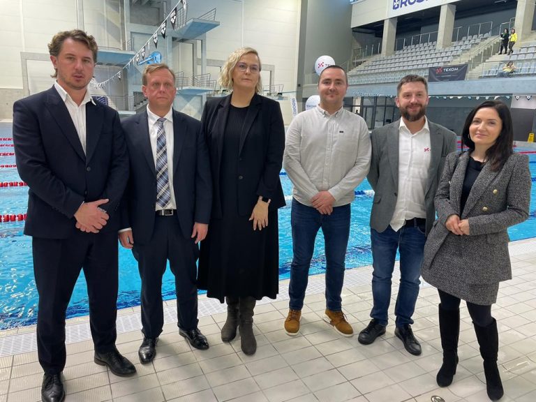 Oficjalne otwarcie basenu olimpijskiego przy ul. Matuszczaka w Rzeszowie