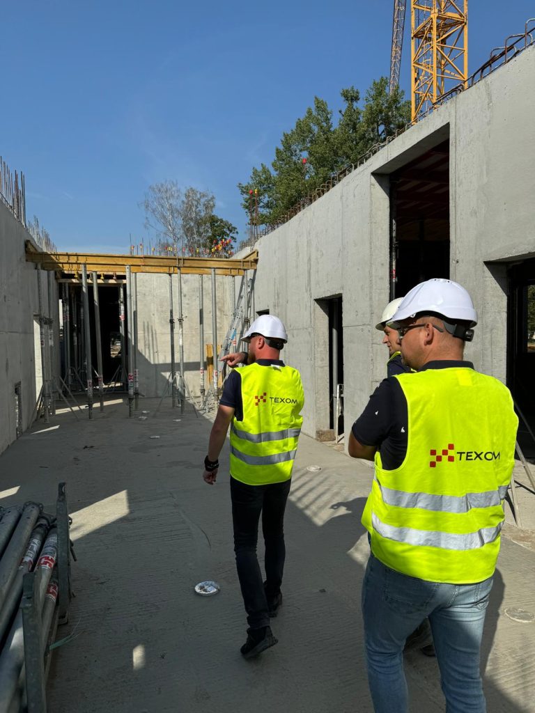 Z wizytą na budowie Hali Sportowej w Wesoła