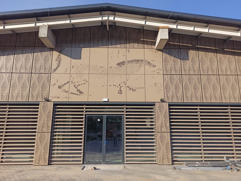 IMG_20220818_173634-scaled