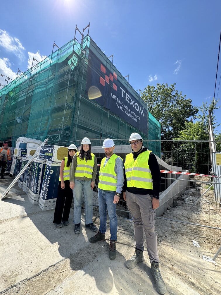 Wizytacja Prezesa TEXOM S.A. na budowie sali rehabilitacyjno-sportowej w Krakowie